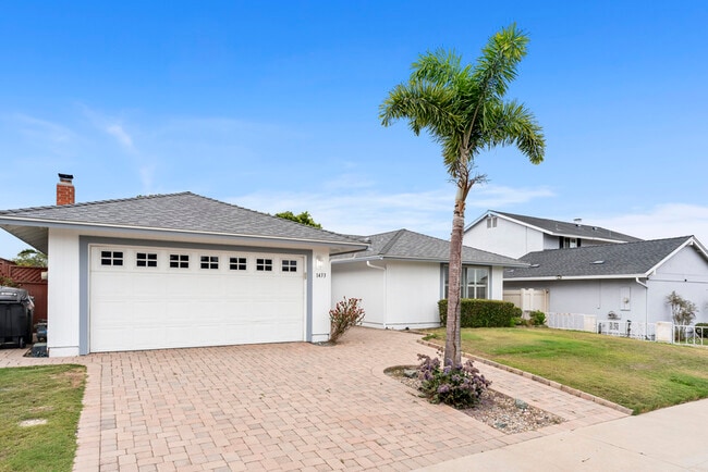 Building Photo - 1433 Lantana Ave