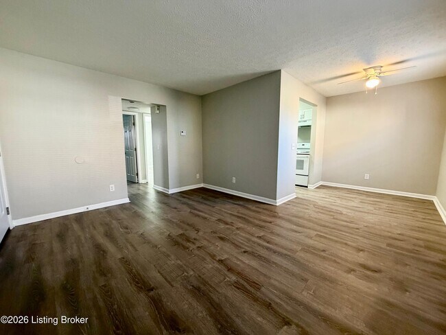 Foto del edificio - 1922 Silver St