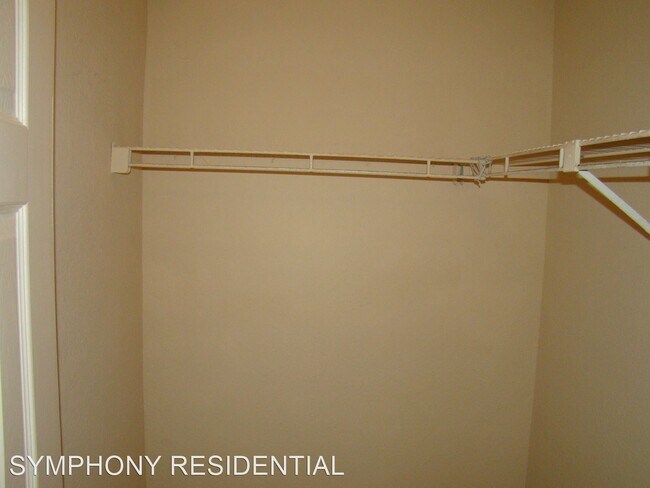 Foto del edificio - 11551-11585 NW 45th St