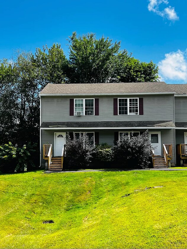 1434 Ohio St Unit 1434 Ohio Street 48, Bangor, ME 04401 Apartments in