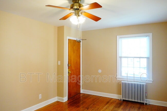 Foto del edificio - 8401 Greenwood Ave