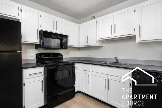 Photo - 1000 N La Salle Dr Apartment