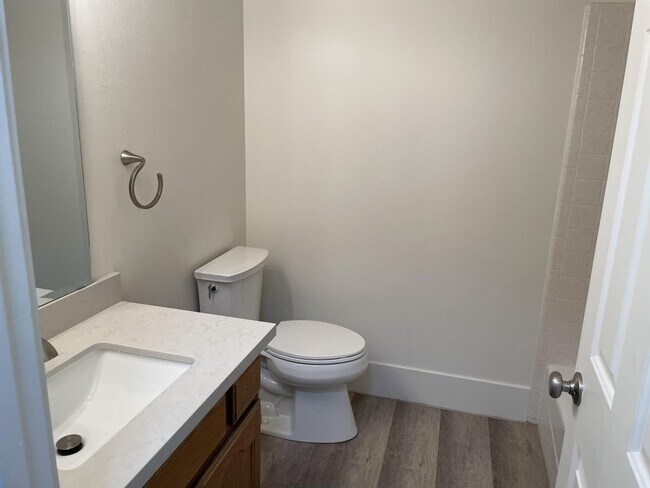 Building Photo - 258 W 1360 N