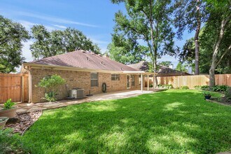 Building Photo - 8910 Driftstone Dr