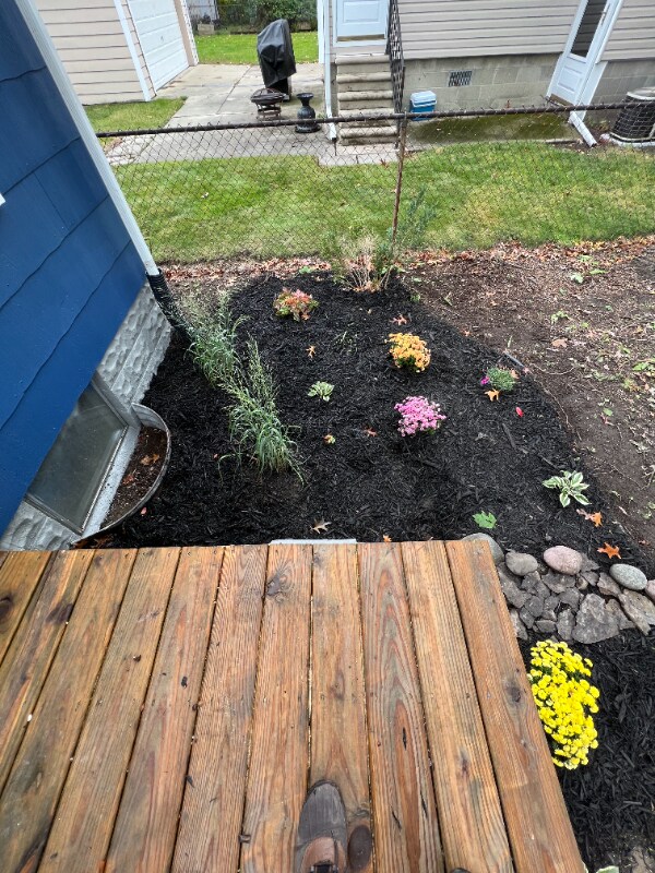 Foto del edificio - 150 W Harry Ave