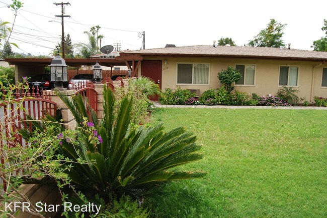 Foto del edificio - 766-766 S Orange Ave