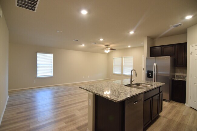 Building Photo - 8514 Brahma Plns Rd