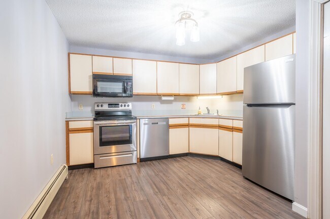 Foto del edificio - 2 Maple Ridge Dr