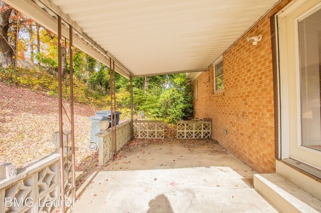 Building Photo - 5 br, 3 bath House - 11407 Rosalie Dr