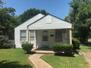 Building Photo - 6102 Live Oak St