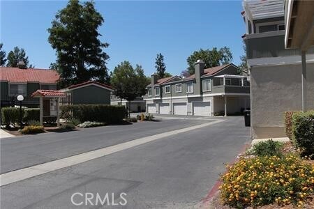 Foto del edificio - 980 Golden Springs Dr