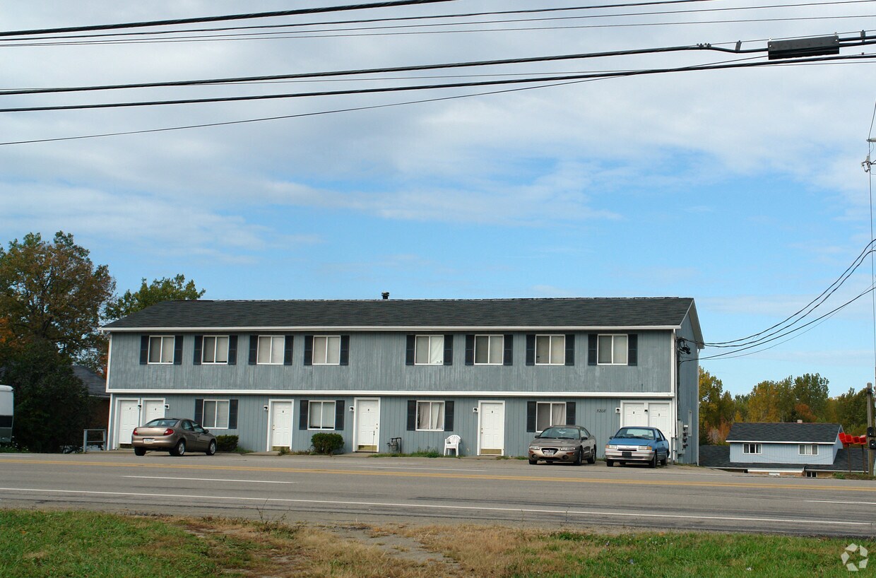 Primary Photo - 5208 W Ridge Rd