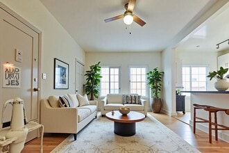 Building Photo - New Hampshire Apartments