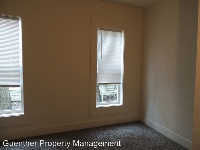 Foto del edificio - 2022 W College Ave