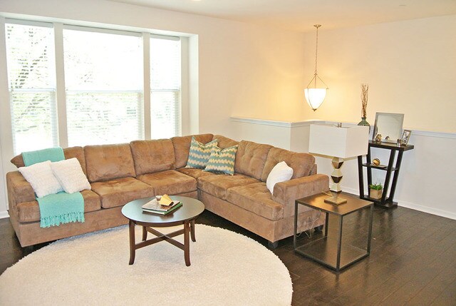 Foto principal - 124 Waterbury Cir