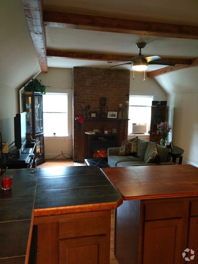 Building Photo - 5518 Stanton Ave