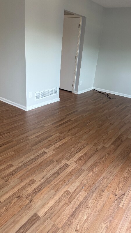 Foto del edificio - 7616 Pons Ln