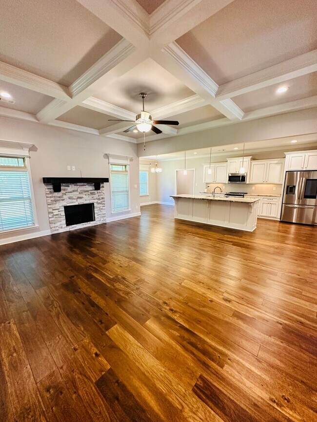 Building Photo - 103 Warhawk Ct