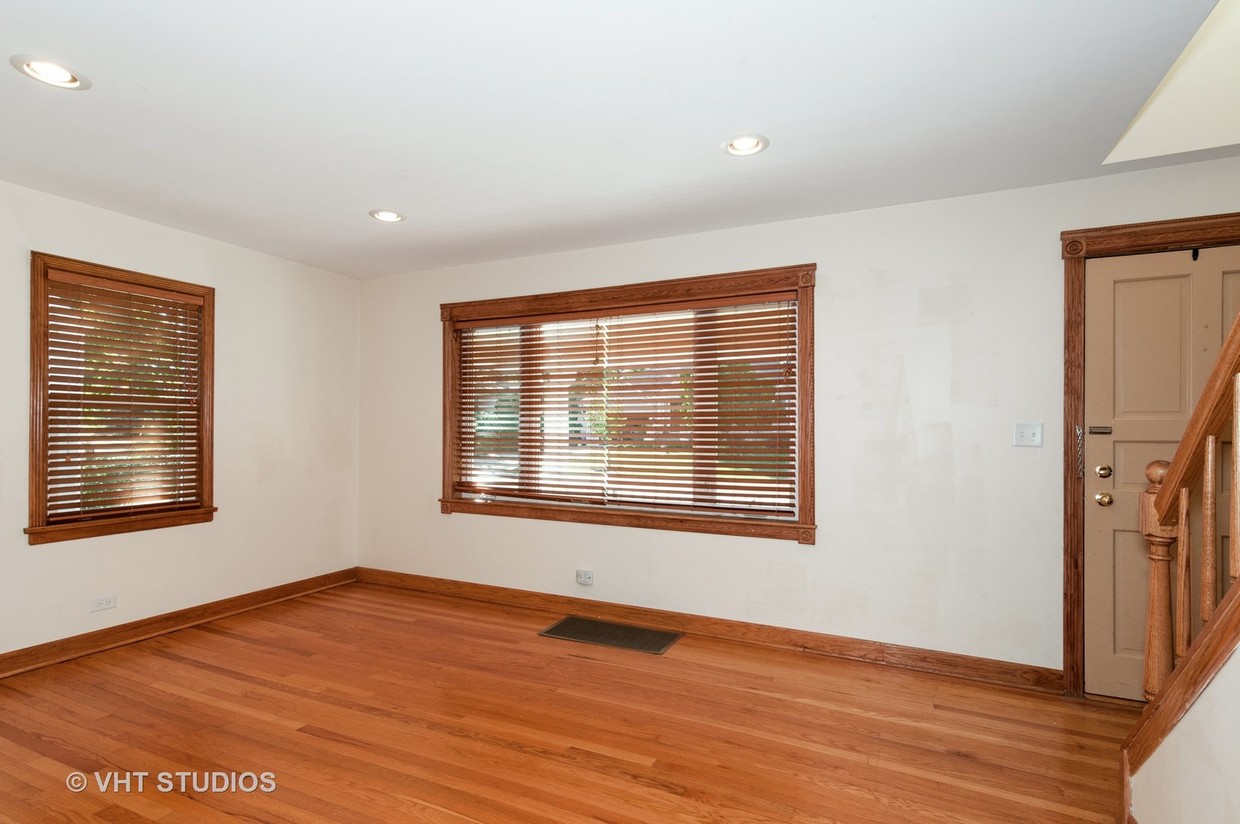Primary Photo - 455 Longfellow Ave