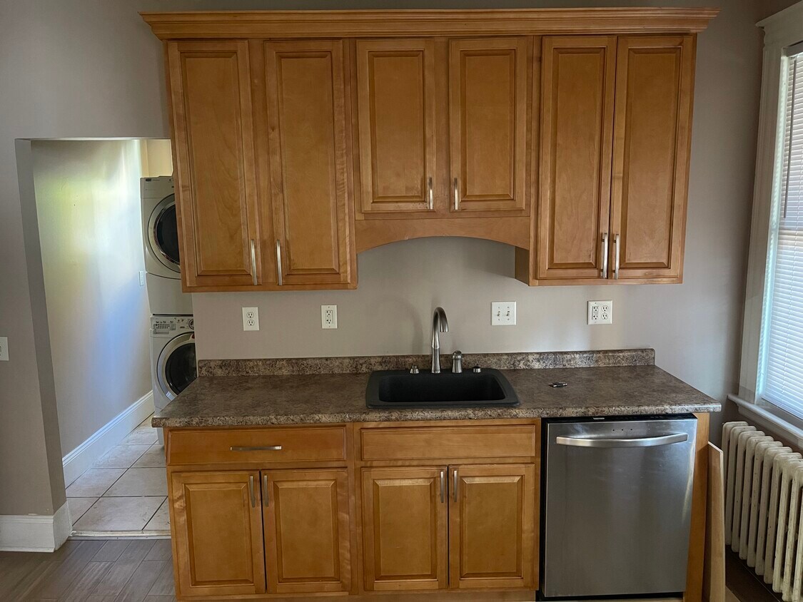 Foto principal - 632 E Main St