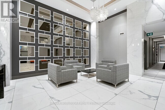 Photo du bâtiment - 3700 Hwy 7