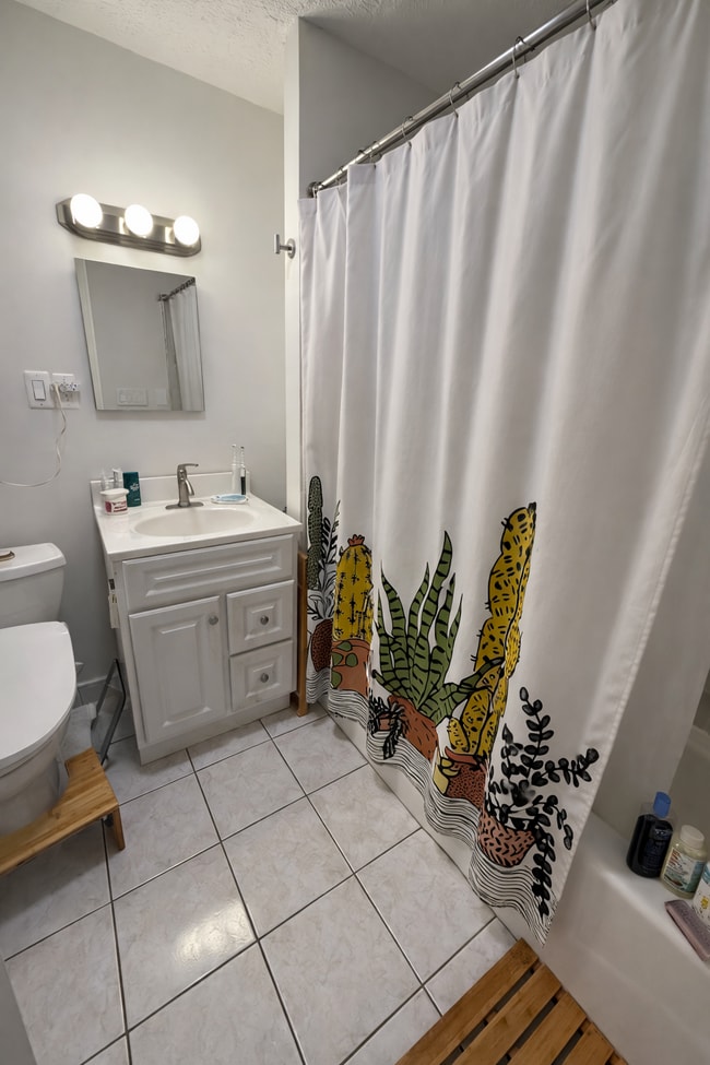 Building Photo - 22 S Huntington Ave