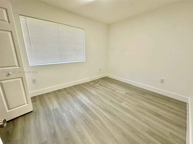 Foto del edificio - 11115 NE 13th Ave