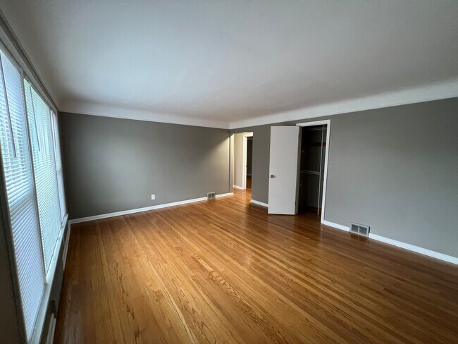 Living Room - 7106 Maysday Ave