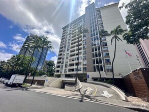 Building Photo - 1676 Ala Moana Blvd