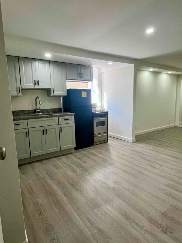 Building Photo - 23 Pompton Rd