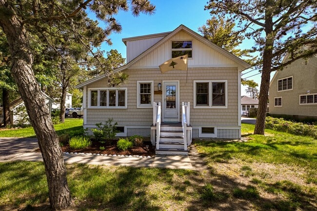 Photo - 11 Lower Beach Rd (Saco, ME) House