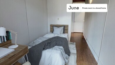 Building Photo - Room in Shared 6 bed/6 bath home