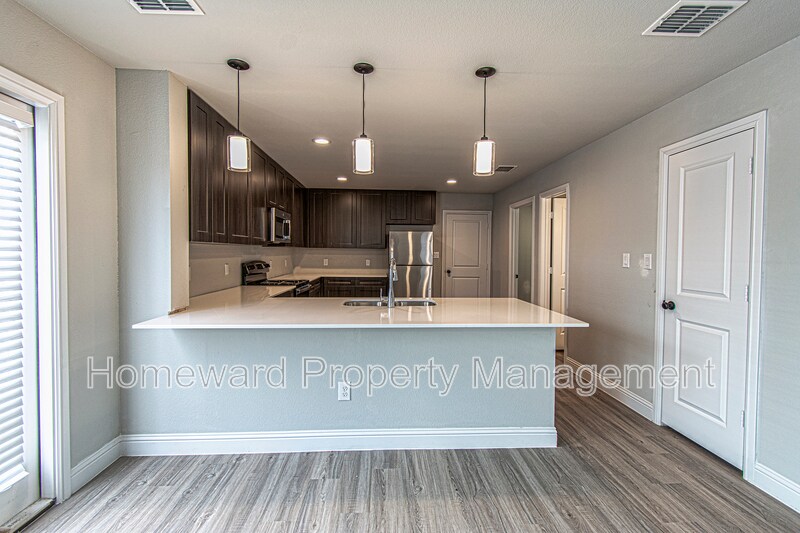 Primary Photo - 1329 Good Lane Denton, TX 76209