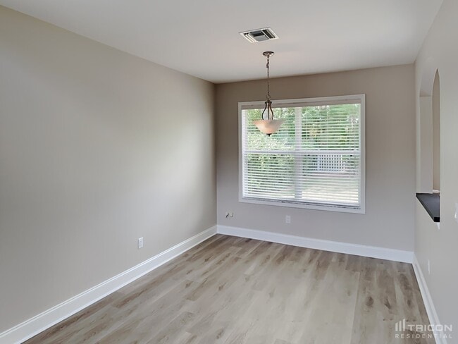 Building Photo - 10031 Landport Way