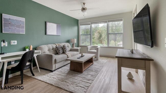 Building Photo - 7311 Baymeadows Way