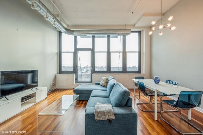Foto del edificio - 1224 W Van Buren St