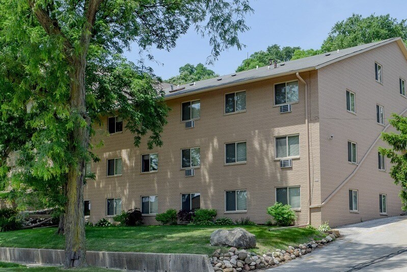 Foto principal - Ridge Pointe Apartments