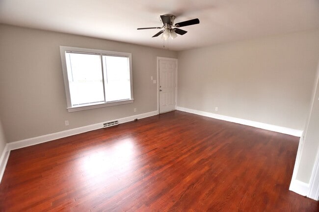 Foto del edificio - 227 Clayton St