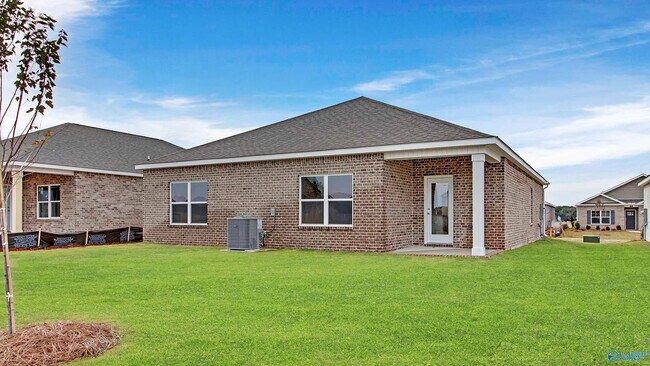 Foto del edificio - 3404 Feldspar Dr SW