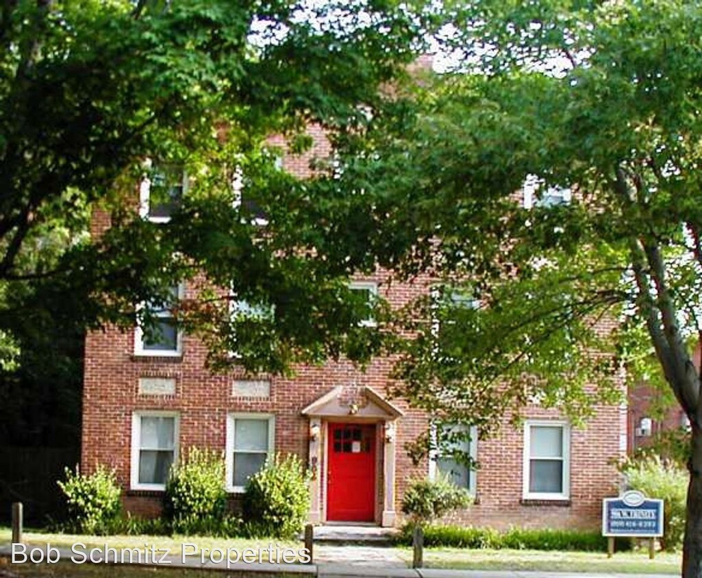 Primary Photo - 906 W Trinity Ave