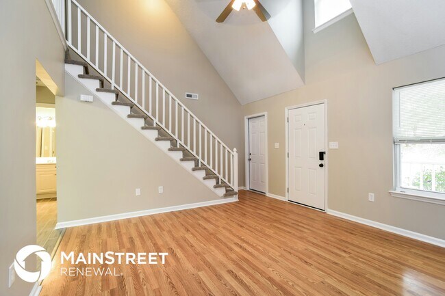 Foto del edificio - 9601 Farmridge Ln
