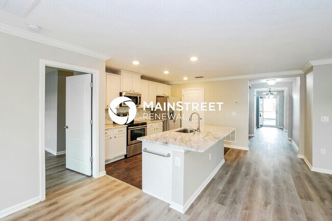 Foto del edificio - 3 Bedroom Pet-Friendly Home in Green Cove Springs, FL with Main Street Renewal