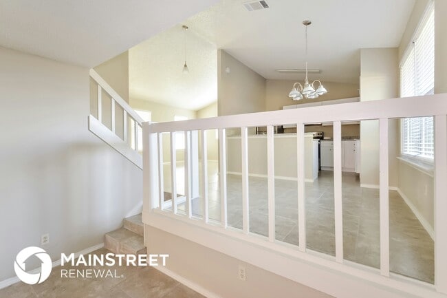 Building Photo - 5635 Sunup Dr