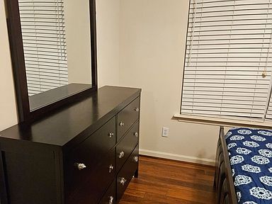 Building Photo - 45 Trelawney Keep