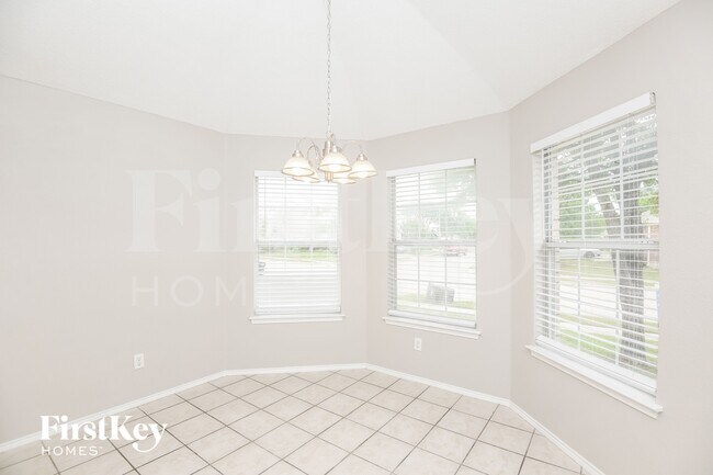 Foto del edificio - 2529 Rivers Edge Dr