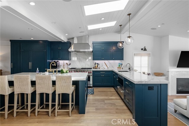Foto del edificio - 2427 Silverstrand Ave