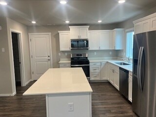 Foto del edificio - 821 Bradley St NE