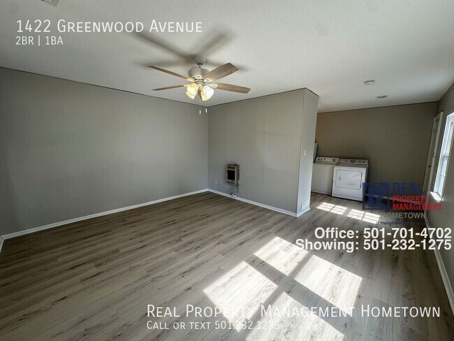 Foto del edificio - 1422 Greenwood Ave