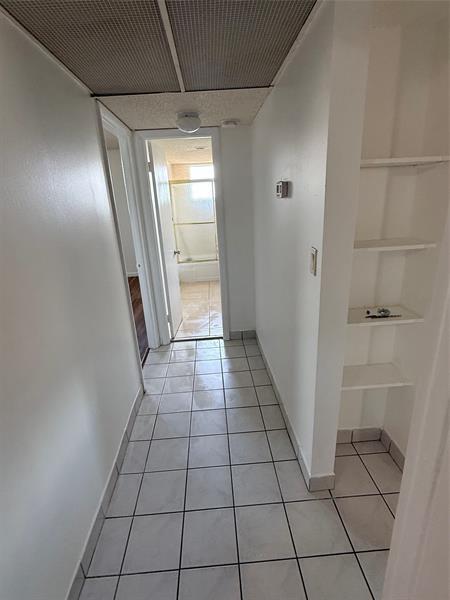 Building Photo - 410 NW 68th Ave