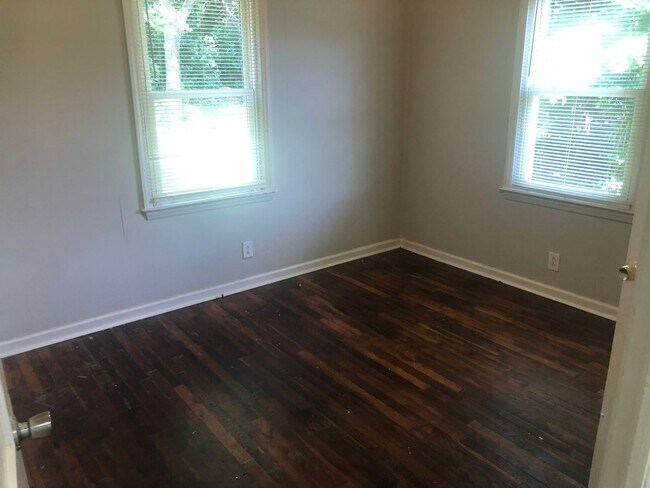 Building Photo - Culp Circle Single-Family Residences